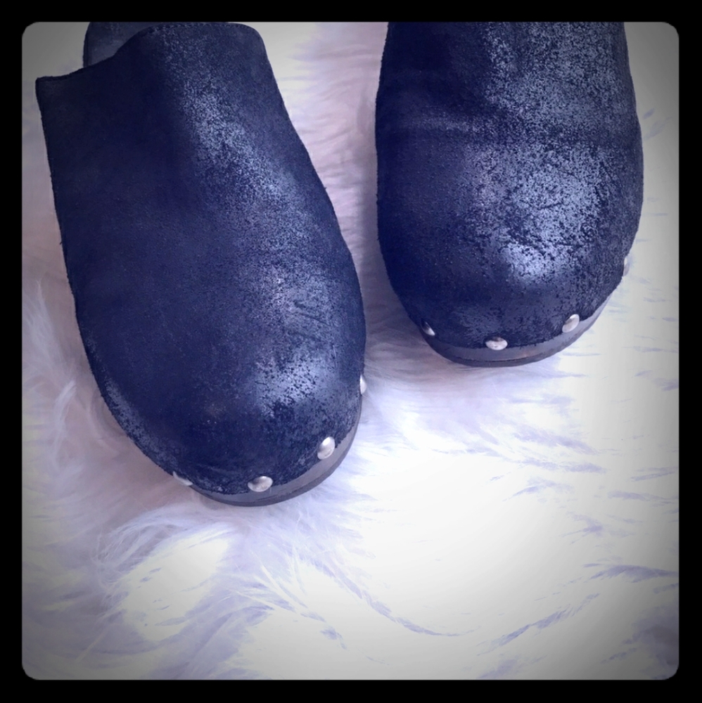 FINAL  Frye Clara Stud Clogs